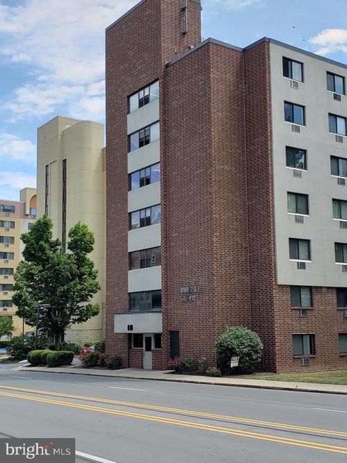 apt-107-616 E College Ave, STATE COLLEGE, PA, 16801-5562 | Card Image