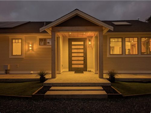 1830 Dixie Ln, McKinleyville, CA, 95519-9501 | Card Image