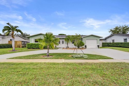 1710 Nw 111th Ter, Pembroke Pines, FL, 33026-2263 | Card Image