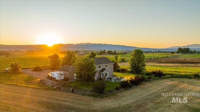 2020 Widner Rd, House other with 4 bedrooms, 2 bathrooms and 2 parking in Midvale ID | Image 20