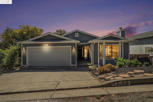532 Barnes Way, Rodeo, CA, 94572-1502 | Card Image