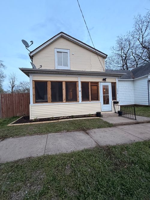 1024 S Warren St, Peoria, IL, 61605-3560 | Card Image