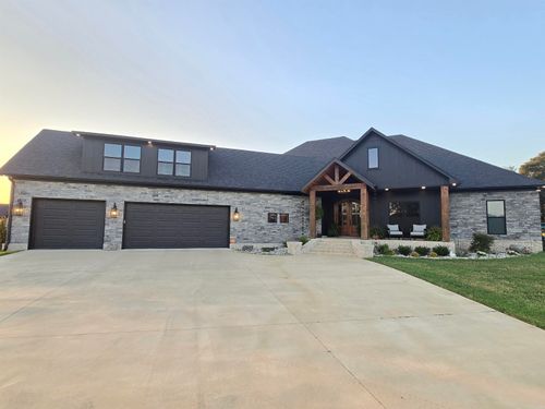 39 Republican Loop, Greenbrier, AR, 72058-8083 | Card Image