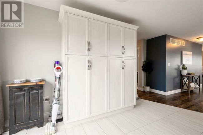 4052 Applewood Dr, House other with 5 bedrooms, 3 bathrooms and null parking in Petrolia ON | Image 26