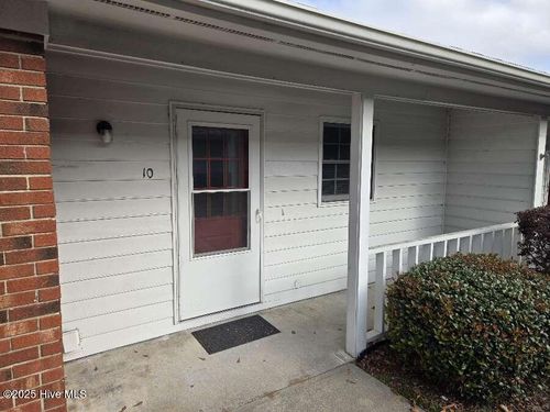 apt-b10-3905 Guardian Ave, Morehead City, NC, 28557-4343 | Card Image