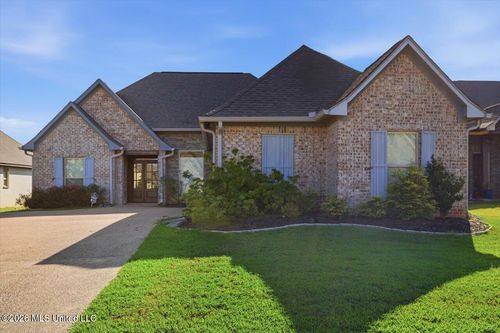 120 Emerald Dr, Brandon, MS, 39047-6546 | Card Image