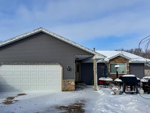 26130 Rum River Dr Nw, Isanti, MN, 55040-5327 | Card Image