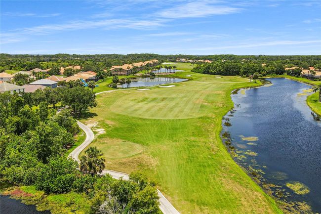 8906 Stone Harbour Loop, House other with 3 bedrooms, 2 bathrooms and null parking in BRADENTON FL | Image 34