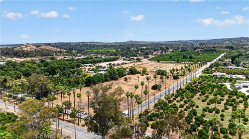 7700 Victoria Ave, Riverside, CA, 92504-4702 | Card Image