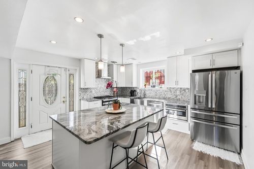 618 Geranium St Nw, WASHINGTON, DC, 20012-1832 | Card Image
