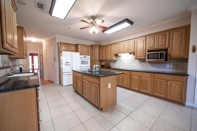 918 Dogwood Ridge Dr, House other with 3 bedrooms, 4 bathrooms and 3 parking in Diboll TX | Image 7