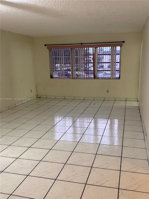 apt-222-1400 Ne 191st St, Miami, FL, 33179-4292 | Card Image