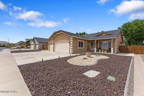 1716 Bunker Ct, Fernley, NV, 89408-5665 | Card Image