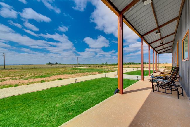 10408 E Midway Rd, House other with 4 bedrooms, 3 bathrooms and 4 parking in Big Spring TX | Image 10