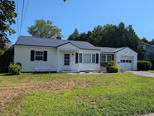 8 Conant Dr, Concord, NH, 03301-2336 | Card Image
