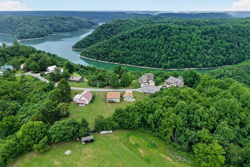 240 Dillon Ln, Baxter, TN, 38544 | Card Image