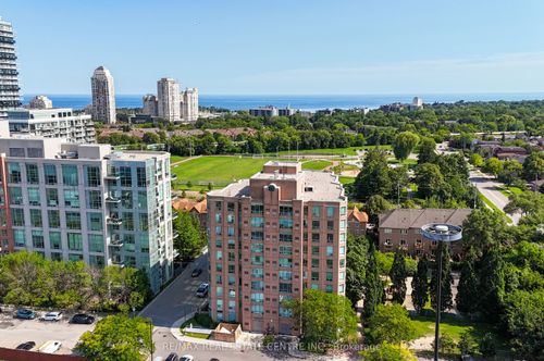 706-190 Manitoba St, Etobicoke, ON, M8Y3Y8 | Card Image