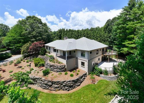 649 Rickel Dr, Hendersonville, NC, 28739-2207 | Card Image
