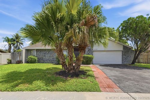 4790 Nw 85th Ave, Lauderhill, FL, 33351-5507 | Card Image