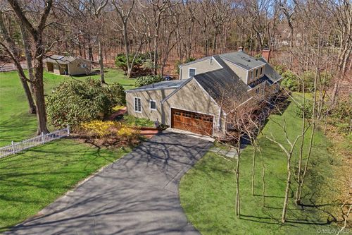 14 Blueberry Ridge Rd, Setauket, NY, 11733-1504 | Card Image