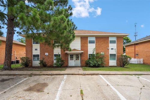 apt-b-3534 Midwest Dr, Bryan, TX, 77802-3273 | Card Image