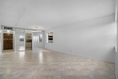 503 - 3301 Spanish Moss Ter, Condo with 2 bedrooms, 2 bathrooms and null parking in Lauderhill FL | Image 2