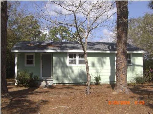 451 E 3rd Ave, Crestview, FL, 32536-2519 | Card Image