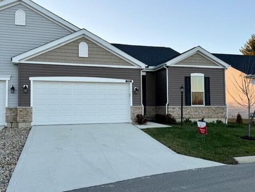 121 Oldham Ln, Delaware, OH, 43015-4544 | Card Image