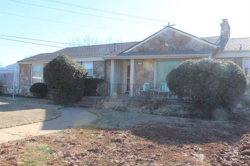200 E Marshall Dr, Midwest City, OK, 73110-5232 | Card Image