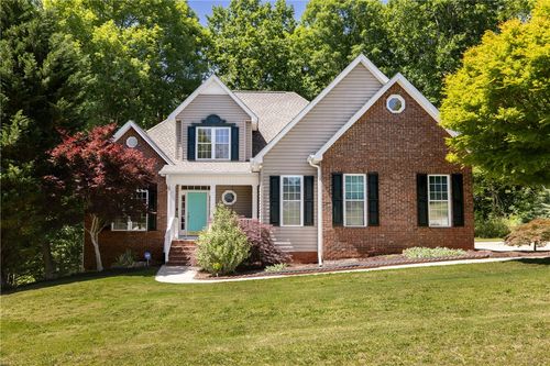 110 Brookstone Way, Central, SC, 29630-3604 | Card Image