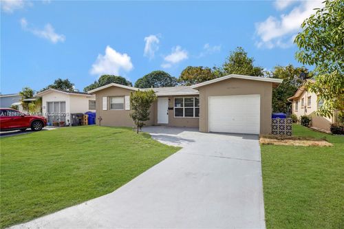 841 Sw 63rd Ave, North Lauderdale, FL, 33068-2724 | Card Image