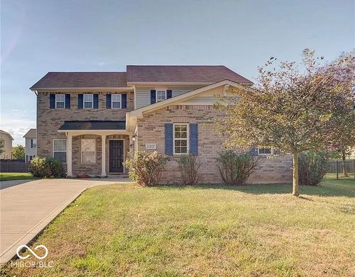 11217 Candice Dr, Fishers, IN, 46038-5555 | Card Image