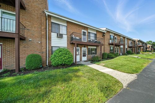 42 Inwood Rd, Middletown, NY, 10941-1303 | Card Image