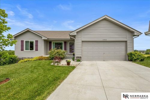 1022 S 14th Ave, Blair, NE, 68008-2012 | Card Image