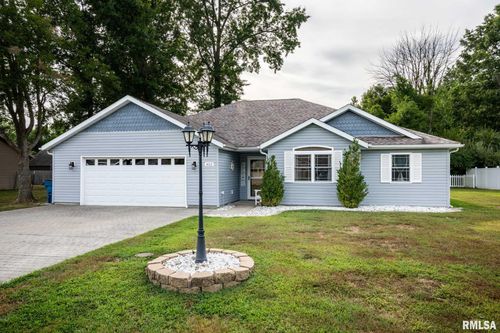402 Noah Ln, Carterville, IL, 62918-6150 | Card Image