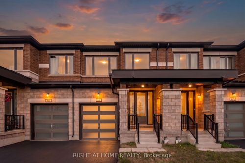 66 Corley St, Lindsay, ON, K9V6C2 | Card Image
