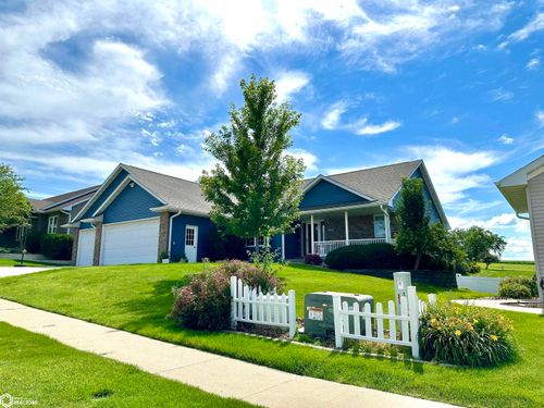 1935 Reed St, Grinnell, IA, 50112-1058 | Card Image