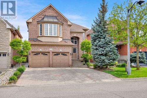 2252 Foxfield Road, Oakville (WM Westmount), ON, L6M4C5 | Card Image