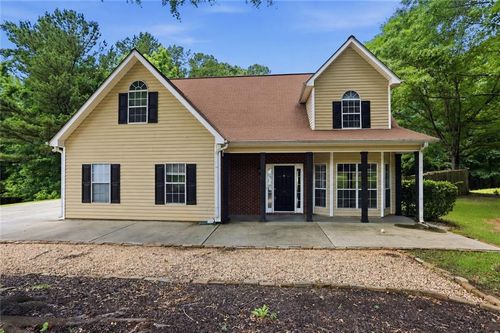 200 Kripple Kreek Dr, Sharpsburg, GA, 30277-1885 | Card Image