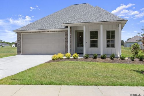 18756 Seabiscuit Ln, Zachary, LA, 70791-8250 | Card Image