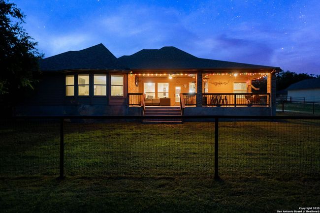 109 Twin Terrace Way, House other with 4 bedrooms, 4 bathrooms and null parking in Spring Branch TX | Image 81
