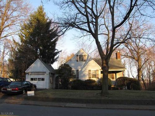 86 Ruckman Rd, Hillsdale, NJ, 07642-1725 | Card Image