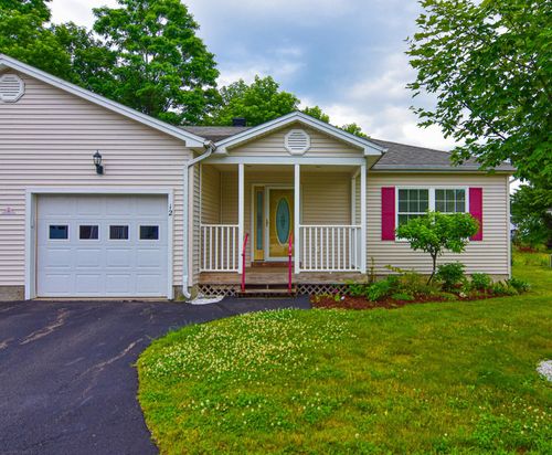 12 Erin Ct, Milton, VT, 05468-3022 | Card Image