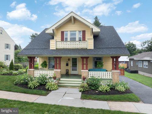 412 E Curtin St, Bellefonte, PA, 16823-1723 | Card Image
