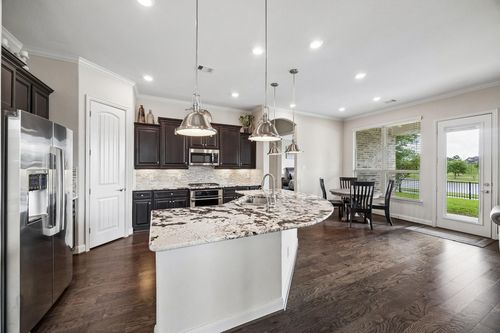 2202 Meadow Wind Dr, Pearland, TX, 77089-1542 | Card Image