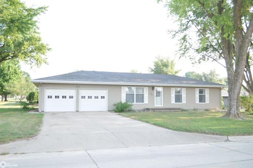 125 Lynn St, Carroll, IA, 51401-3733 | Card Image