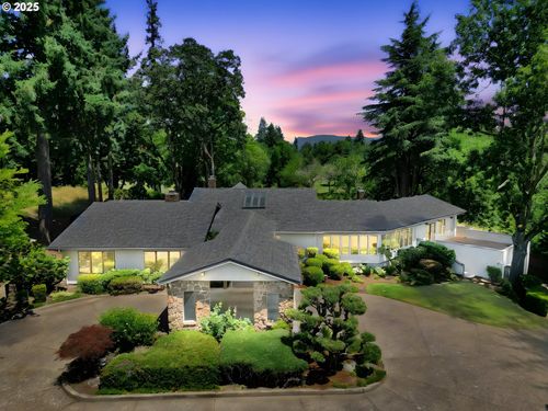 602 Spyglass Dr, Eugene, OR, 97401-2051 | Card Image
