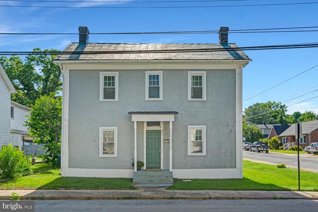 Residential in FRONT ROYAL 4