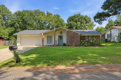 305 Rollingwood Avenue, Brandon, MS, 39042 | Card Image