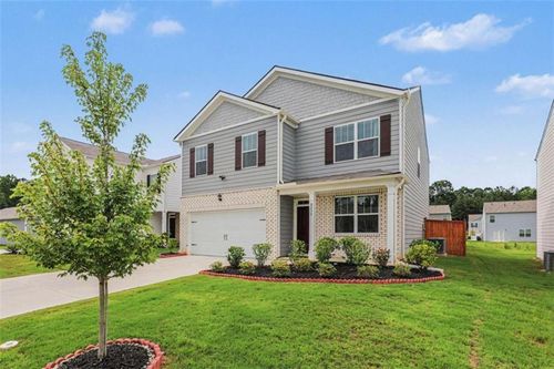 8236 Castleton Dr, Fairburn, GA, 30213-2122 | Card Image
